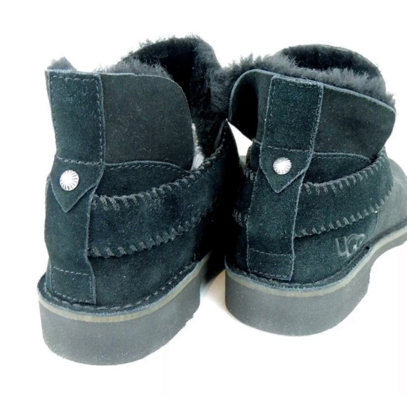 Ugg Australia Mckay anckle booties - Picture 3 of 4